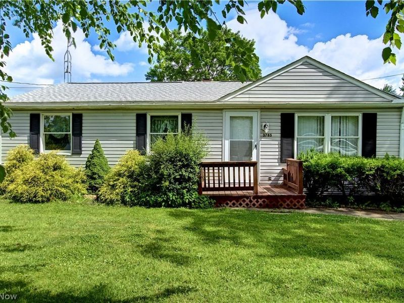 3785 Sanford Drive, Brunswick, OH 44212 Photo 1