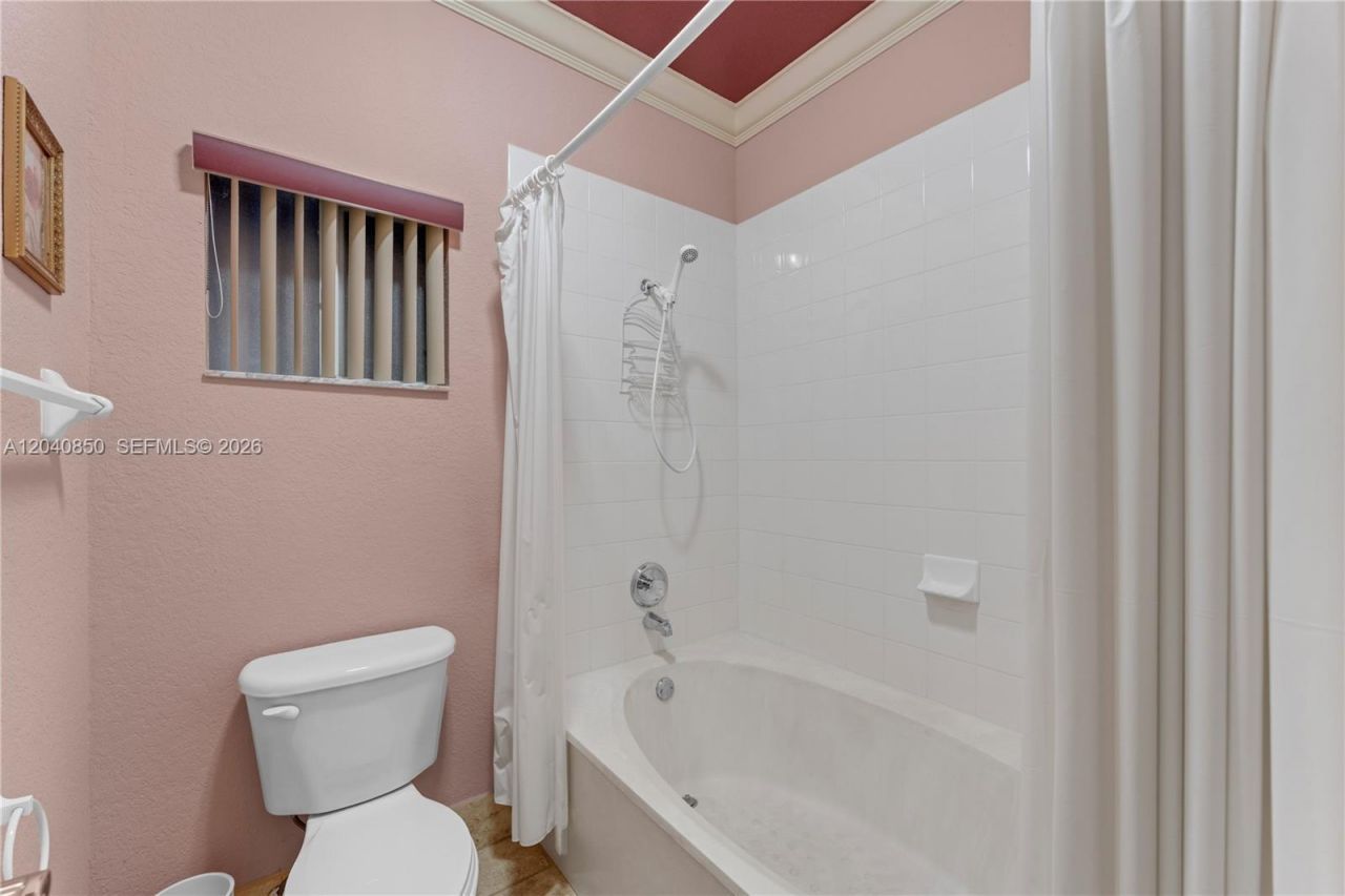 22548 SW 102nd Path, Cutler Bay, FL 33190 Photo