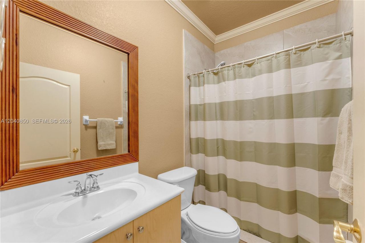 22548 SW 102nd Path, Cutler Bay, FL 33190 Photo