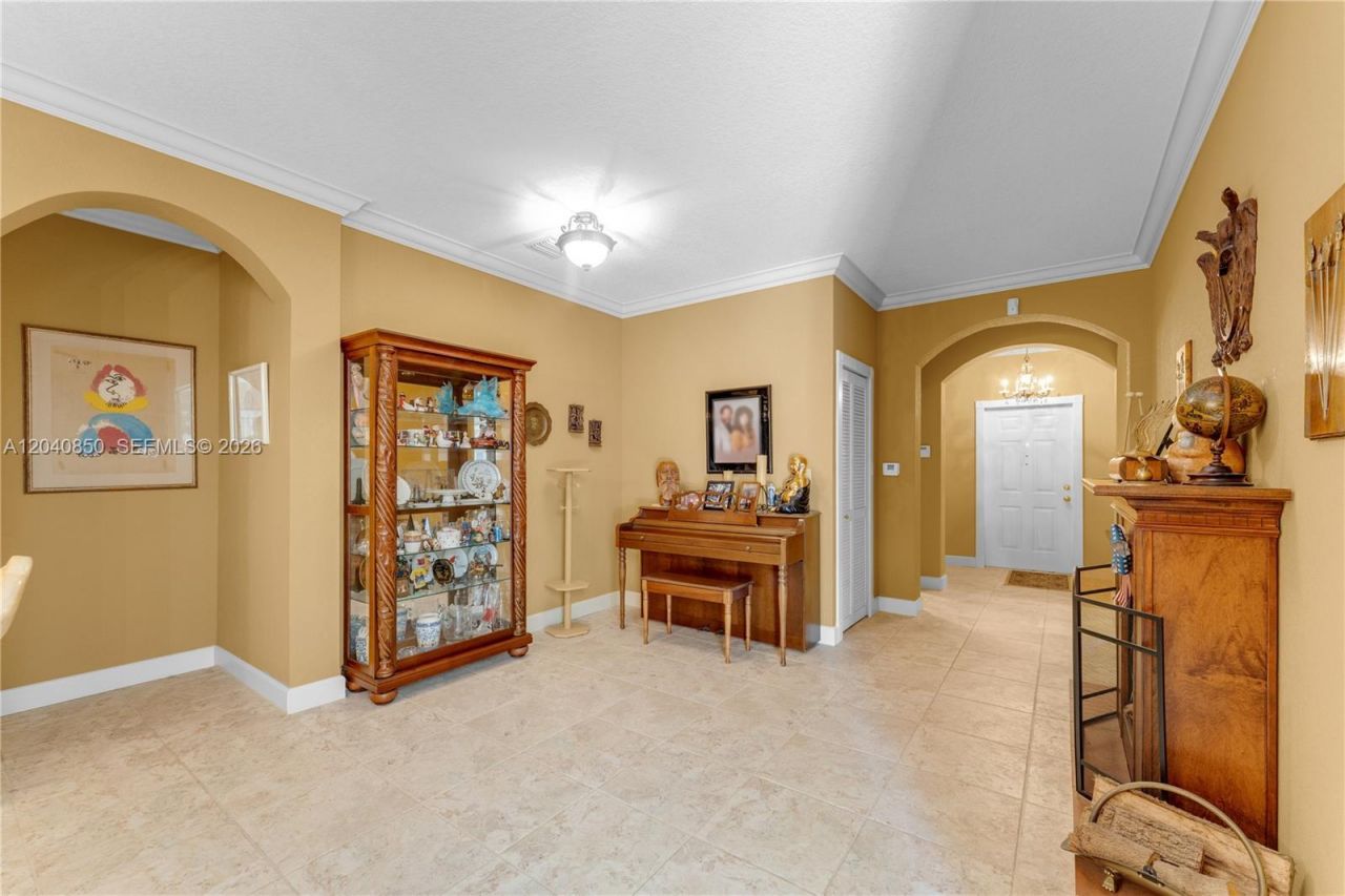 22548 SW 102nd Path, Cutler Bay, FL 33190 Photo