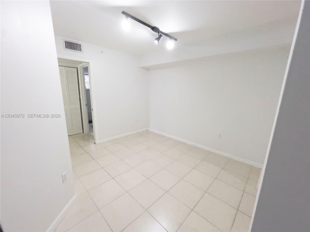 2133 Renaissance Blvd , Unit 208, Miramar, FL 33025 Photo
