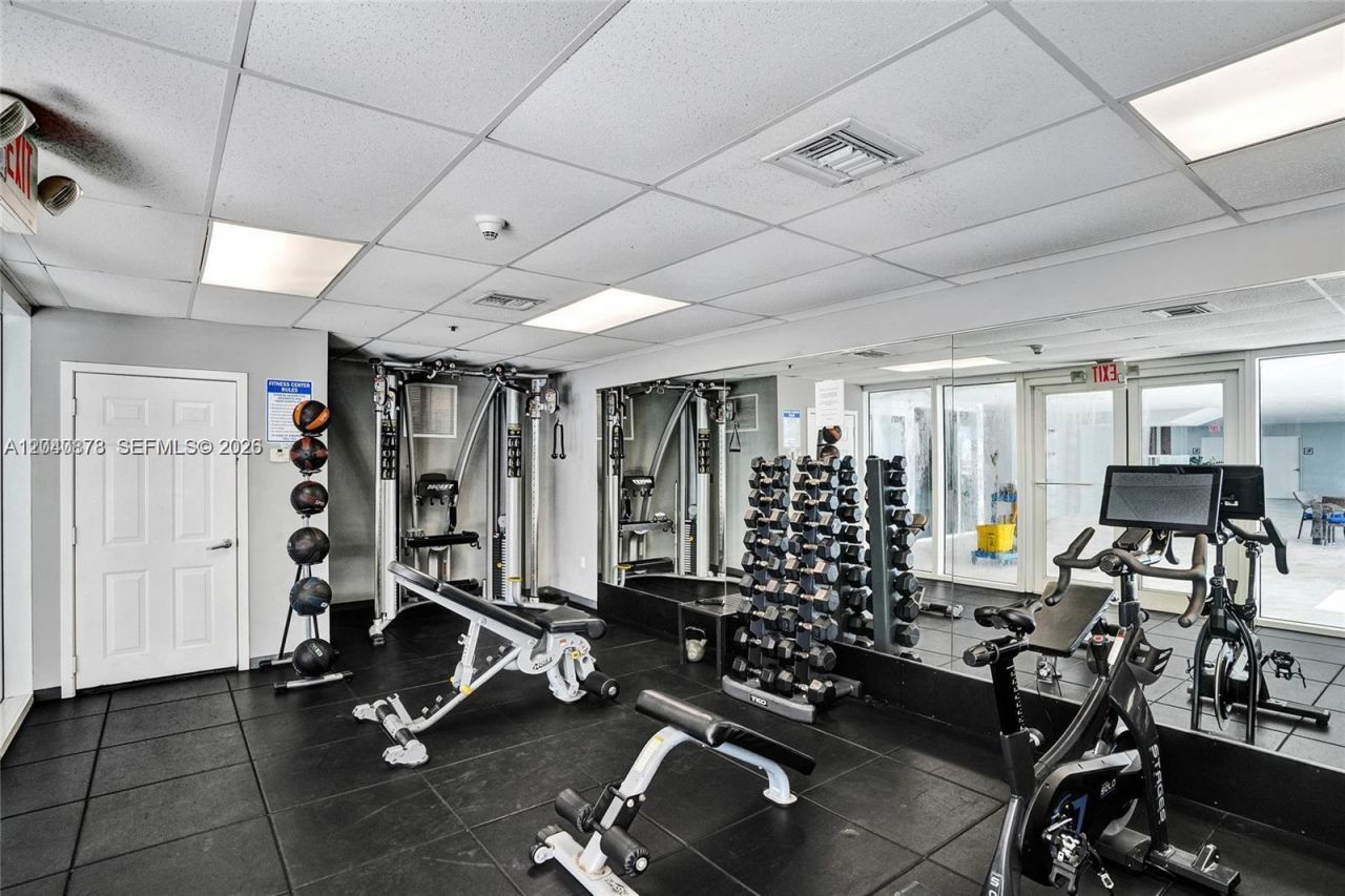 170 SE 14th St, Unit 2707, Miami, FL 33131 Photo