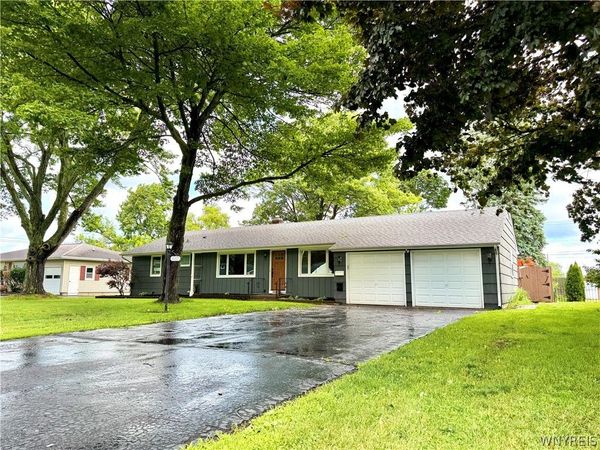 3980 Staley Drive , Hamburg, NY 14075