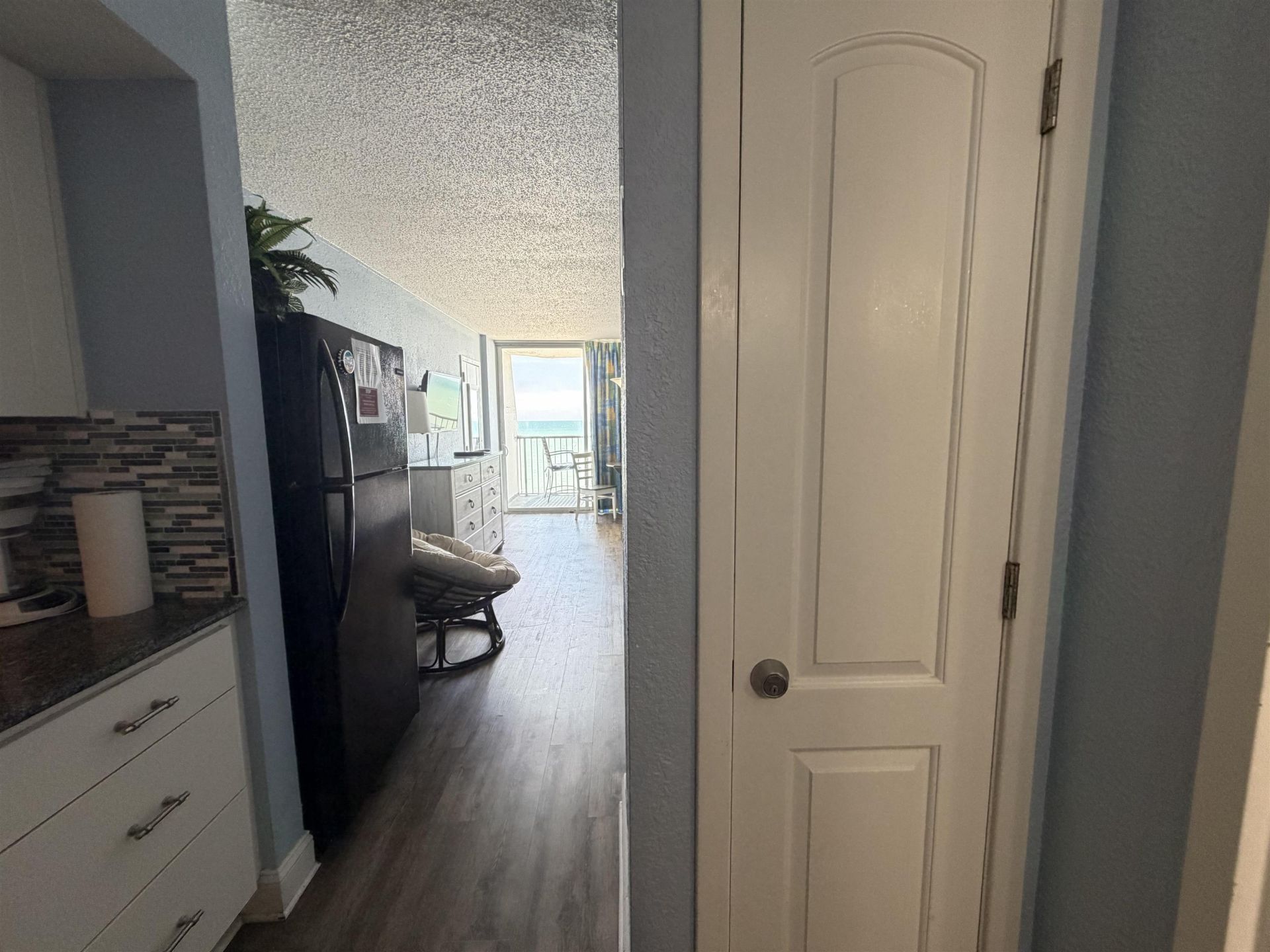 9550 Shore Dr. Photo 10