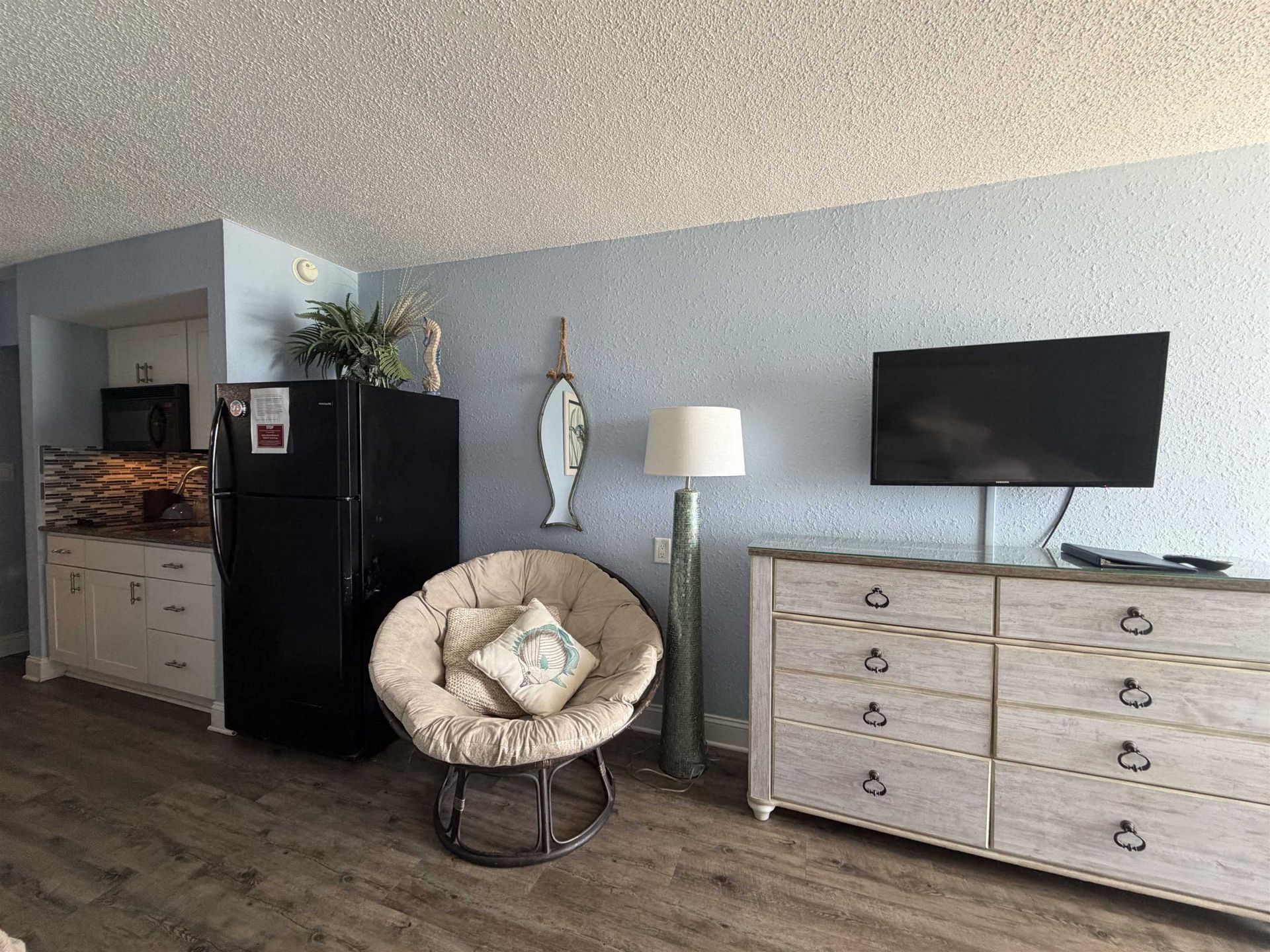 9550 Shore Dr. Photo 6