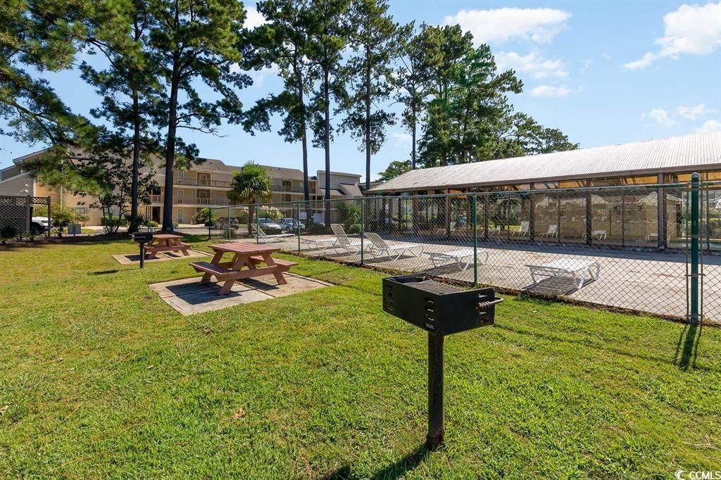 1025 Plantation Dr.  Photo 6