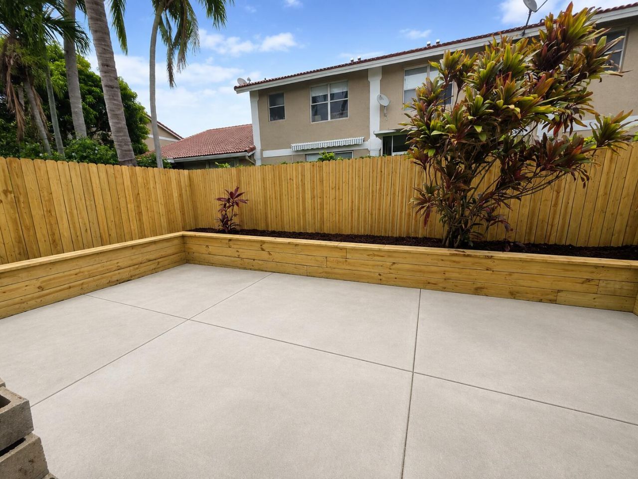 5466 NW 92nd Avenue, Sunrise, FL 33351 Photo