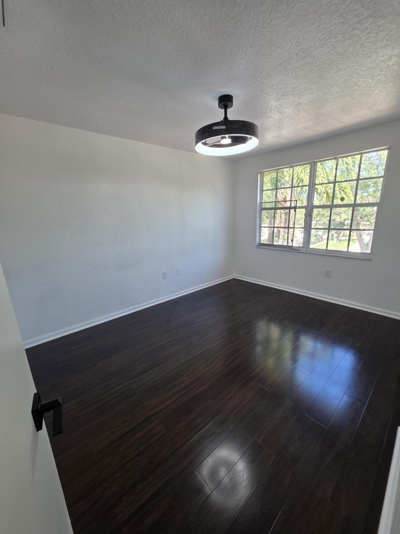5466 NW 92nd Avenue, Sunrise, FL 33351 Photo