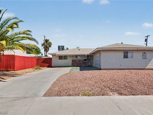 6144 Cromwell Avenue , Las Vegas, NV 89107