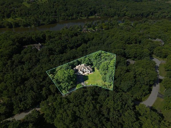 5035 N Northwood Trace, Janesville, WI 53545