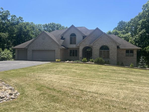 5035 N Northwood Trace, Janesville, WI 53545