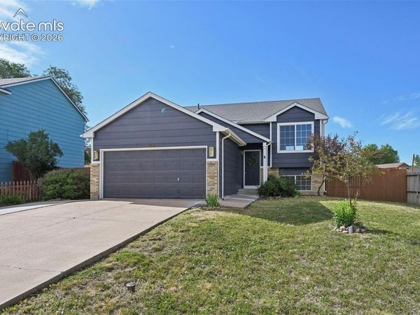 858 Marshall Drive, Fountain, CO 80817