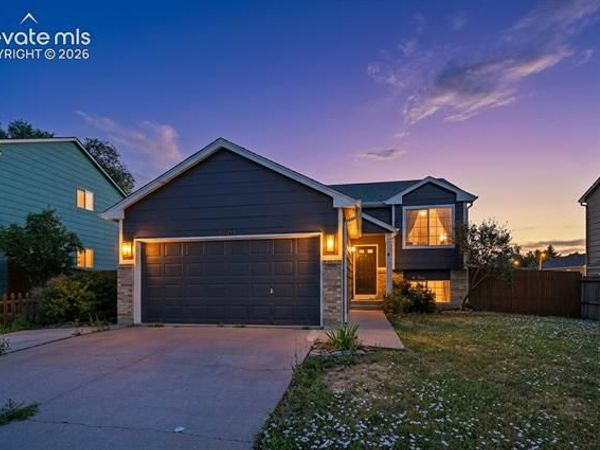 858 Marshall Drive, Fountain, CO 80817
