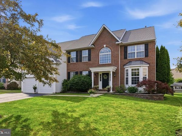 2519 ST VICTORIA DRIVE, GILBERTSVILLE, PA 19525