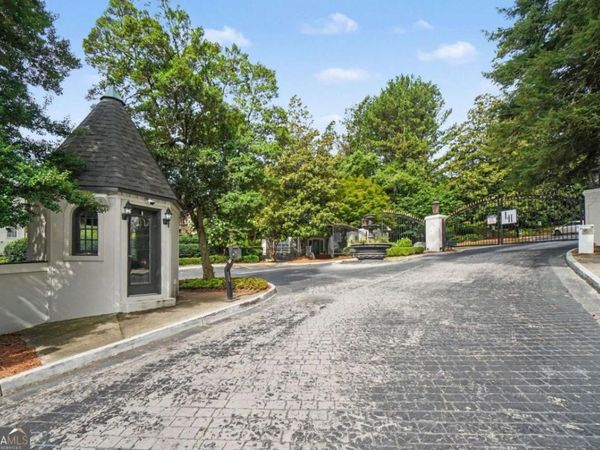 4105 Pine Heights Drive NE, Atlanta, GA 30324