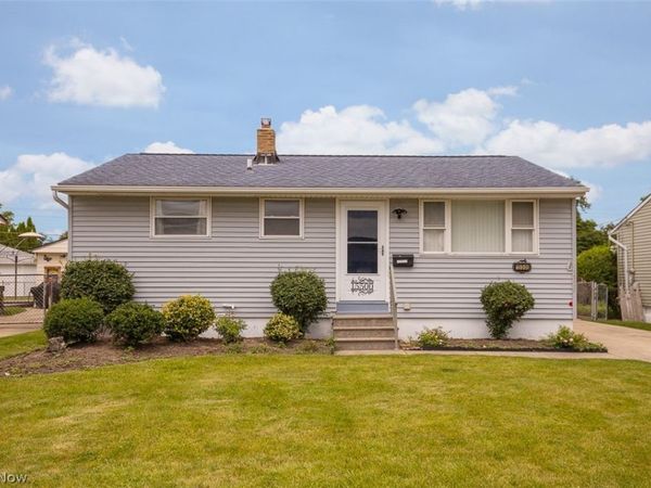 15500 Richard Drive, Brook Park, OH 44142