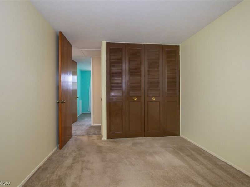 15500 Richard Drive, Brook Park, OH 44142 Photo 13