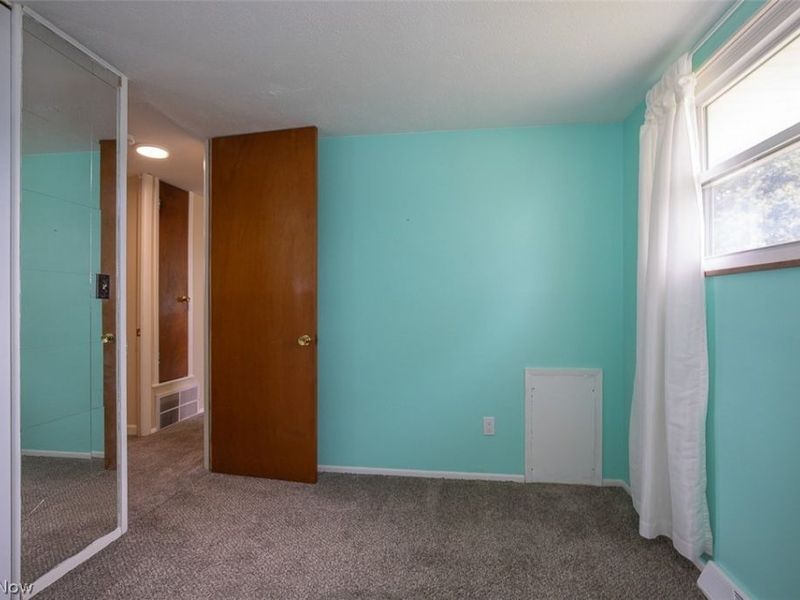 15500 Richard Drive, Brook Park, OH 44142 Photo 16