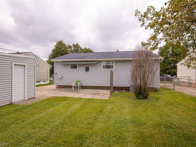 15500 Richard Drive, Brook Park, OH 44142 Photo 23