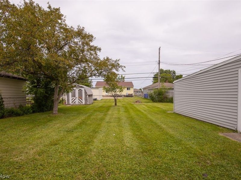15500 Richard Drive, Brook Park, OH 44142 Photo 24
