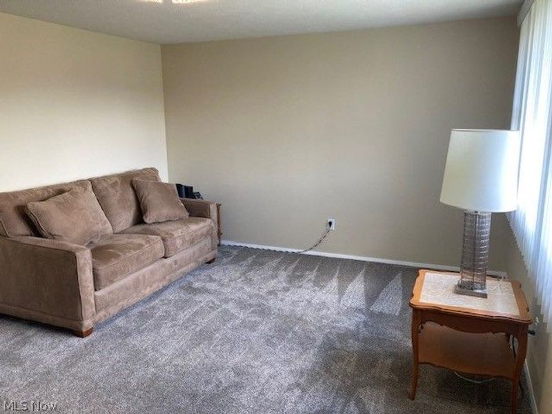 15500 Richard Drive, Brook Park, OH 44142 Photo 4