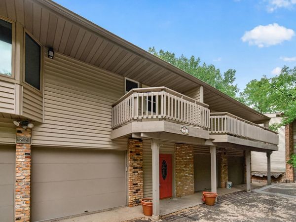 72 Garden Drive, Burnsville, MN 55337