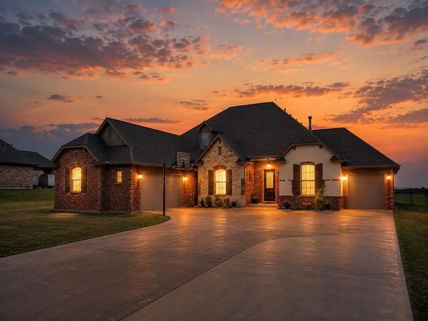 2269 Barrington Drive, Blanchard, OK 73010