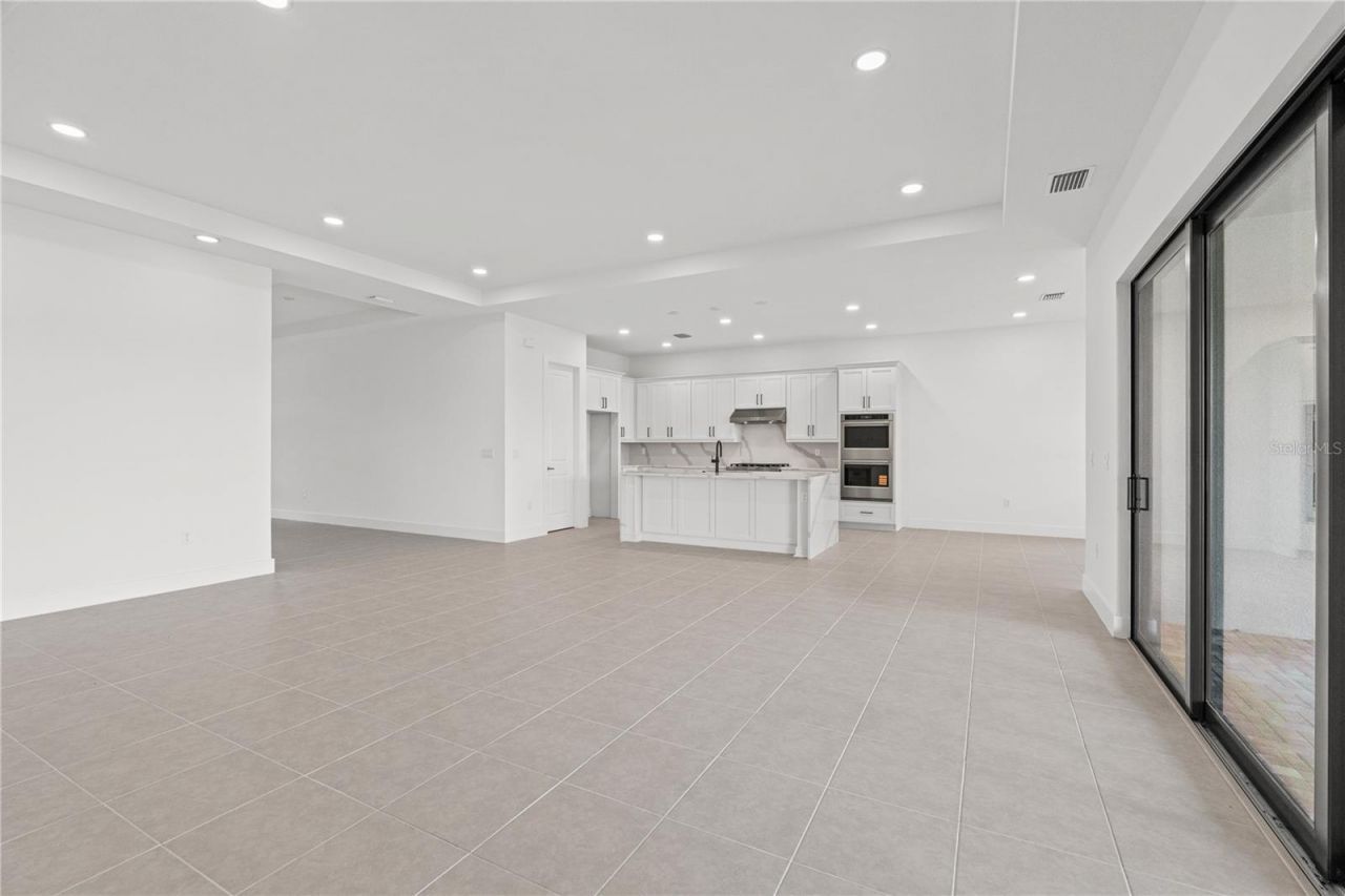2629 Waterfront Circle, Sarasota, FL 34240 Photo