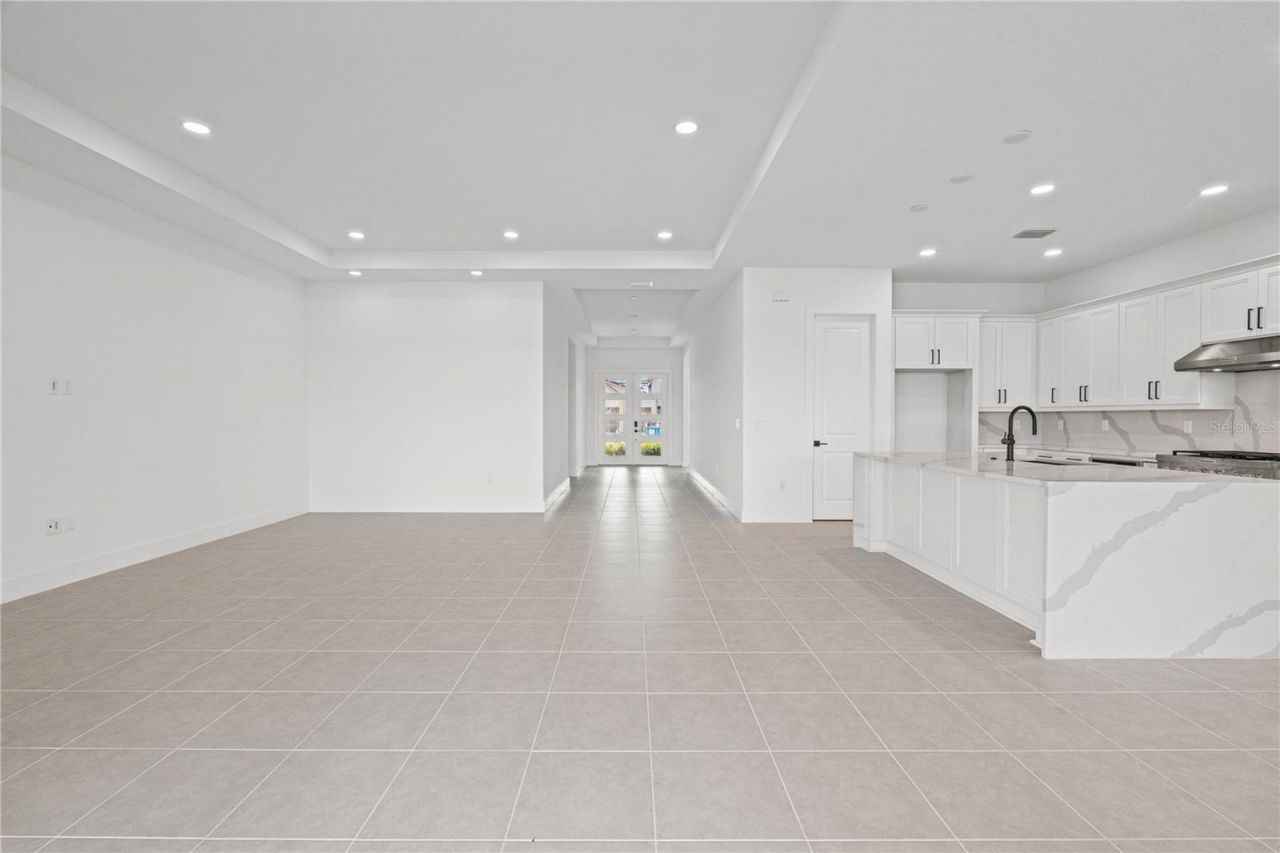 2629 Waterfront Circle, Sarasota, FL 34240 Photo