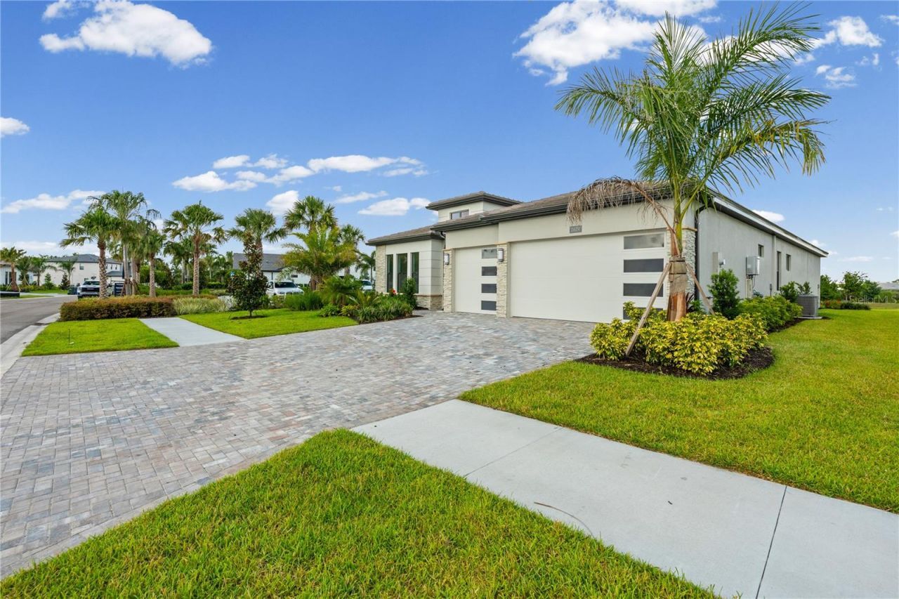 2629 Waterfront Circle, Sarasota, FL 34240 Photo