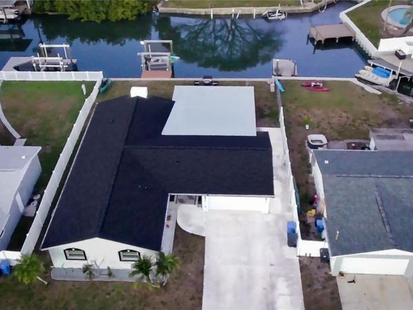 10707 DONBRESE AVENUE , TAMPA, FL 33615