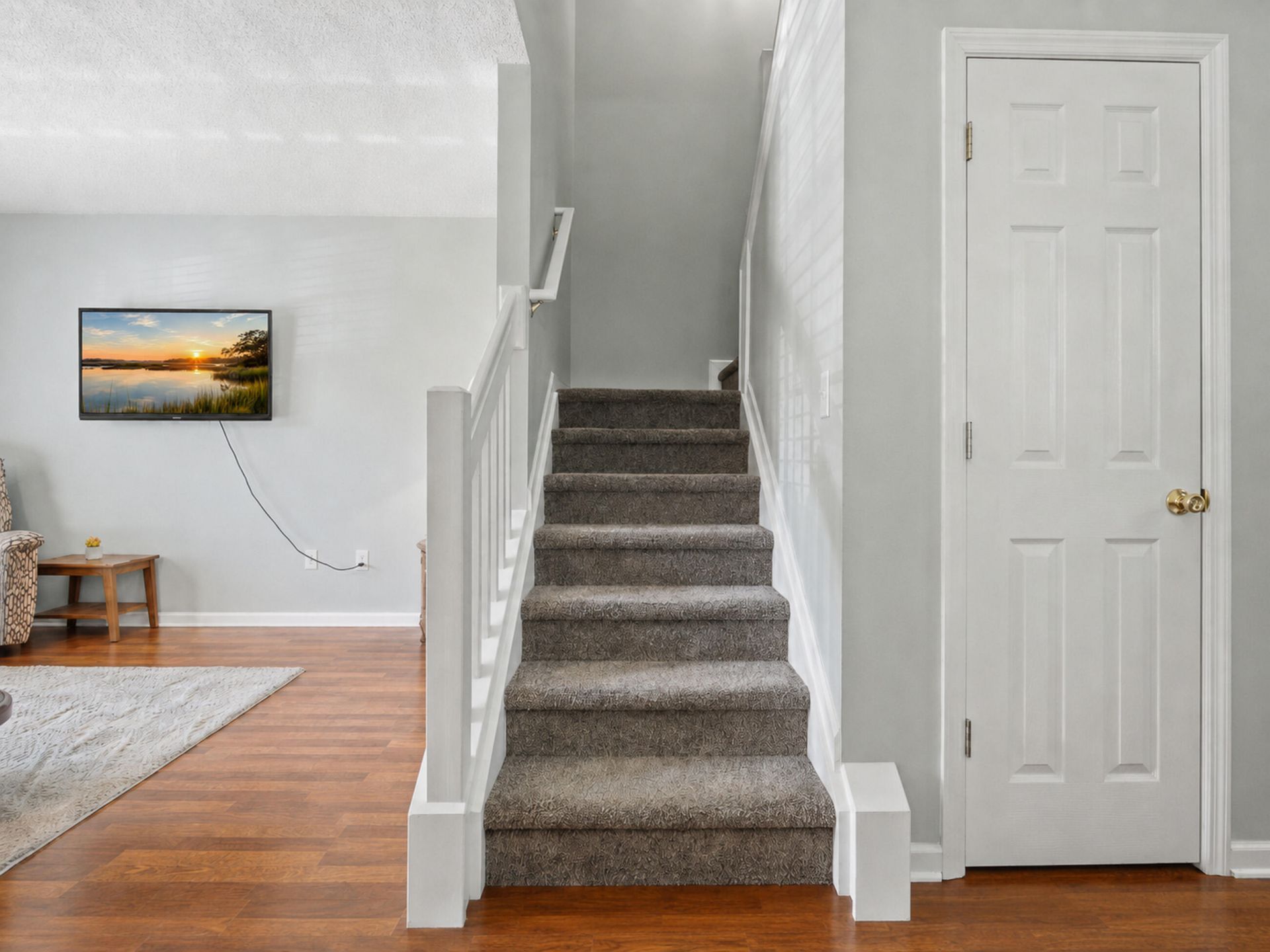 7961 Shadow Oak Drive Photo 13