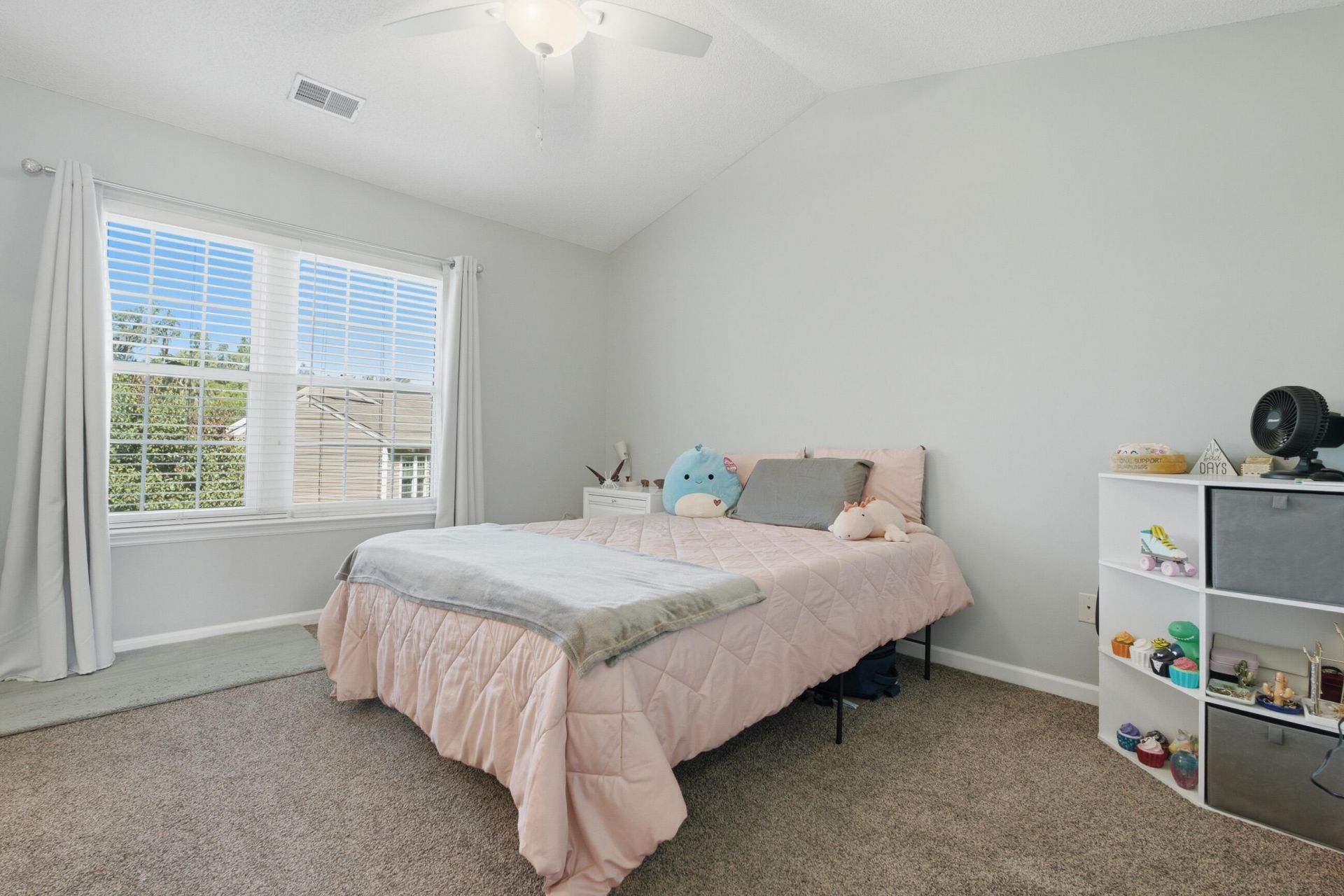 7961 Shadow Oak Drive Photo 20