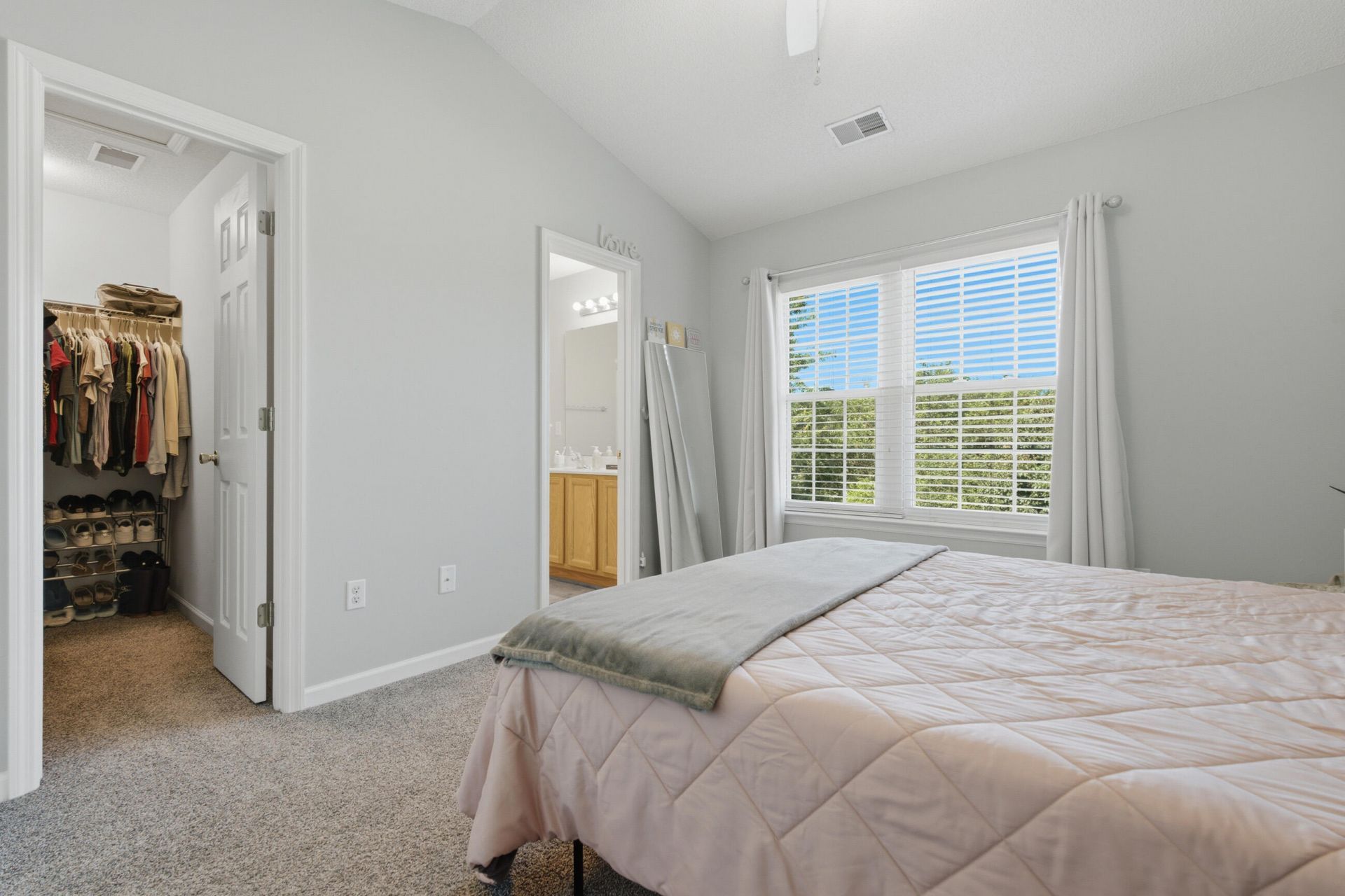 7961 Shadow Oak Drive Photo 21