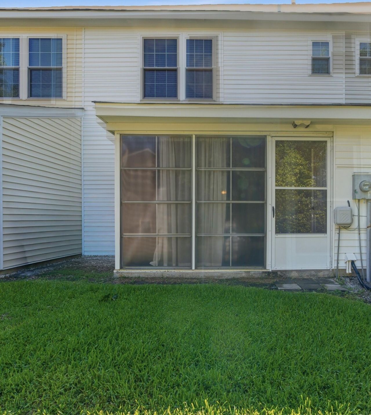 7961 Shadow Oak Drive Photo 23