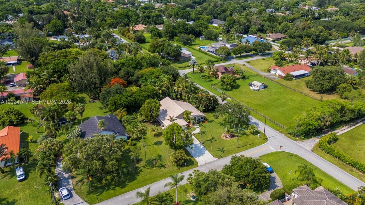 14501 SW 18th Ct, Davie, FL 33325 Photo