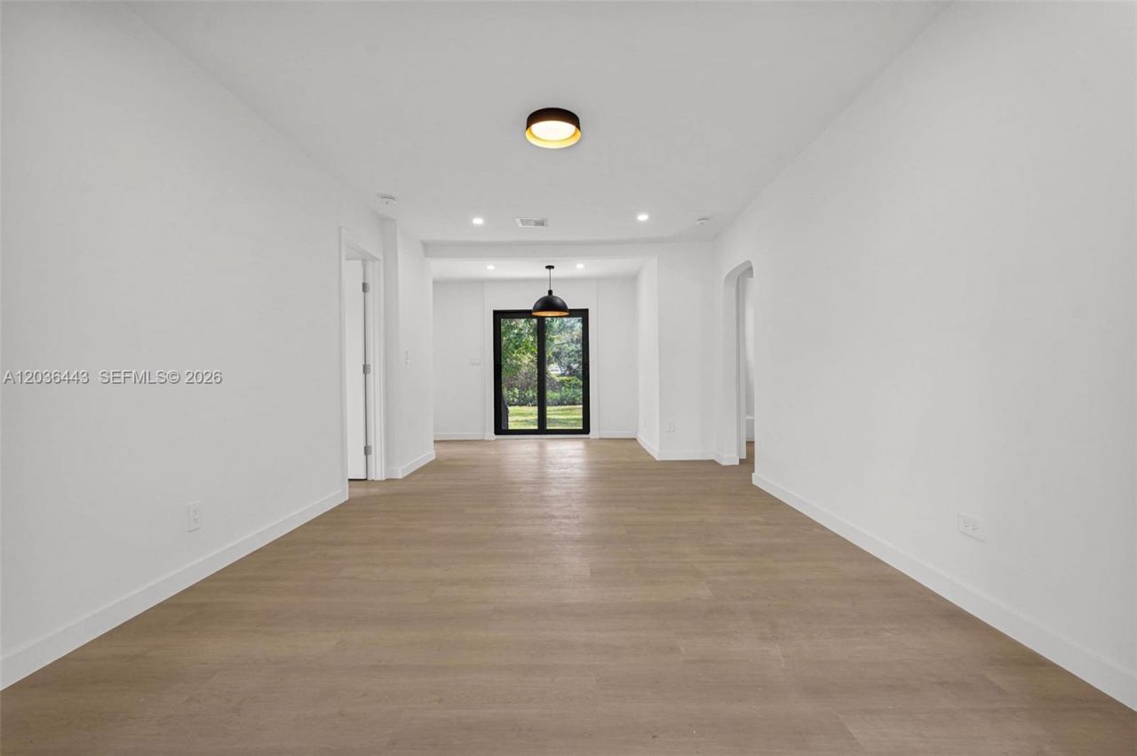 81 NW 45th St , Miami, FL 33127 Photo