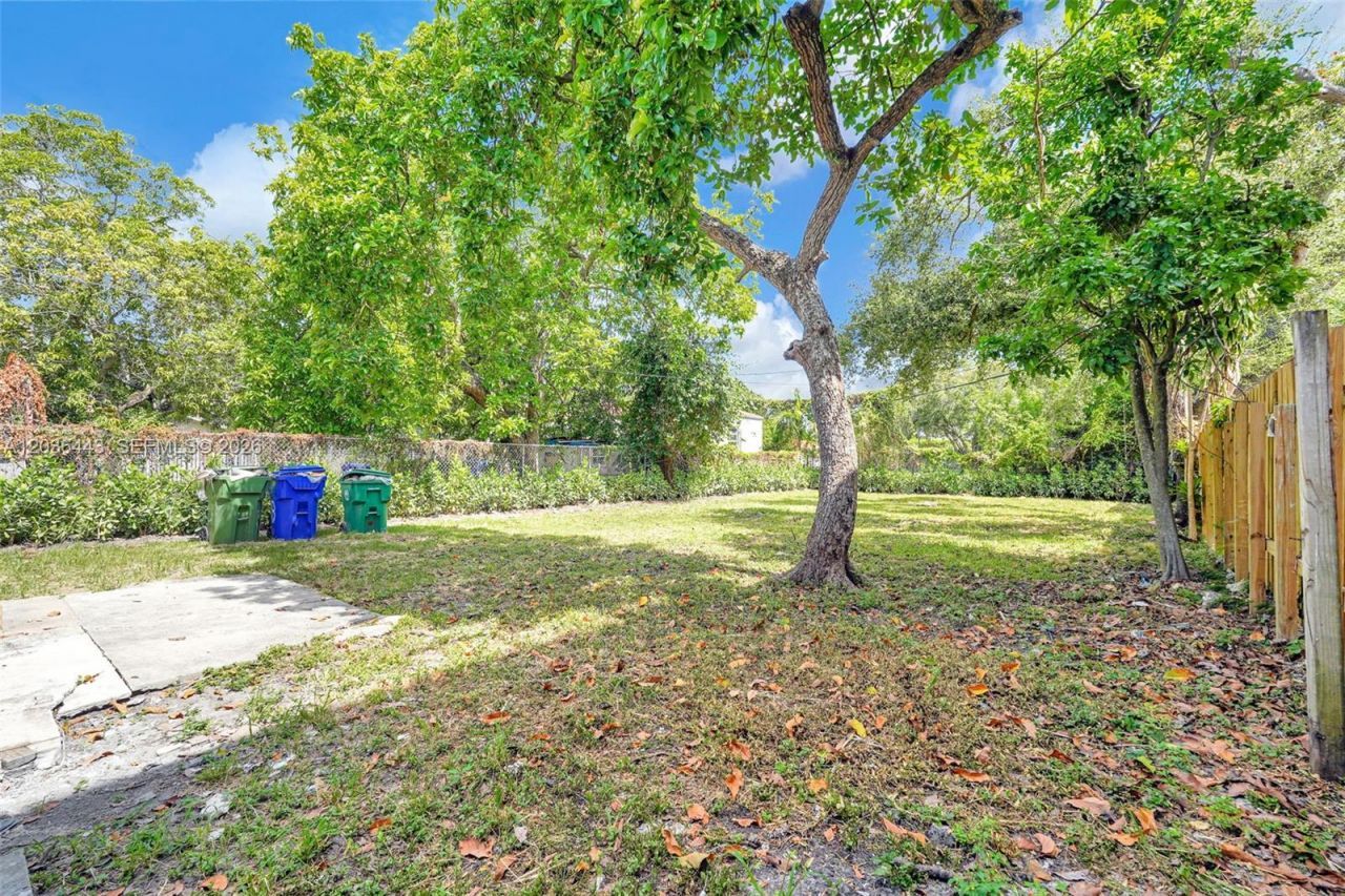 81 NW 45th St , Miami, FL 33127 Photo