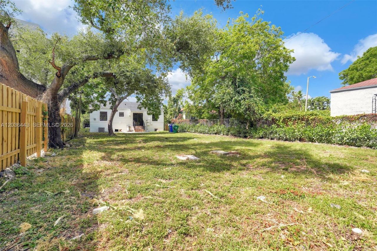 81 NW 45th St , Miami, FL 33127 Photo