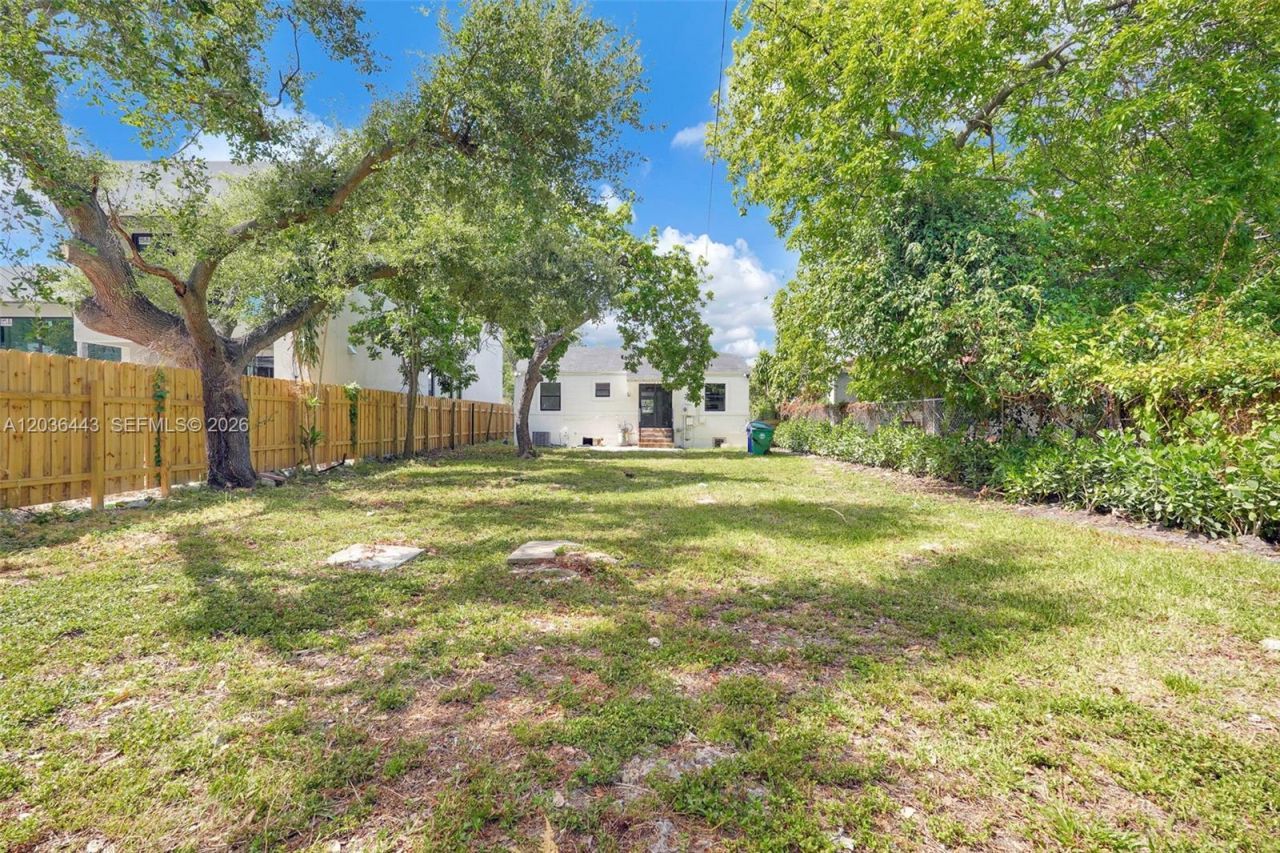 81 NW 45th St , Miami, FL 33127 Photo