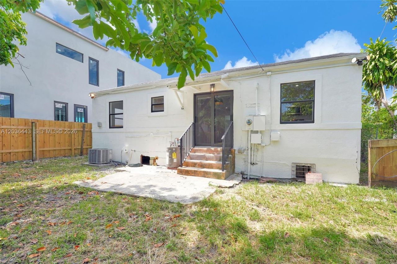 81 NW 45th St , Miami, FL 33127 Photo