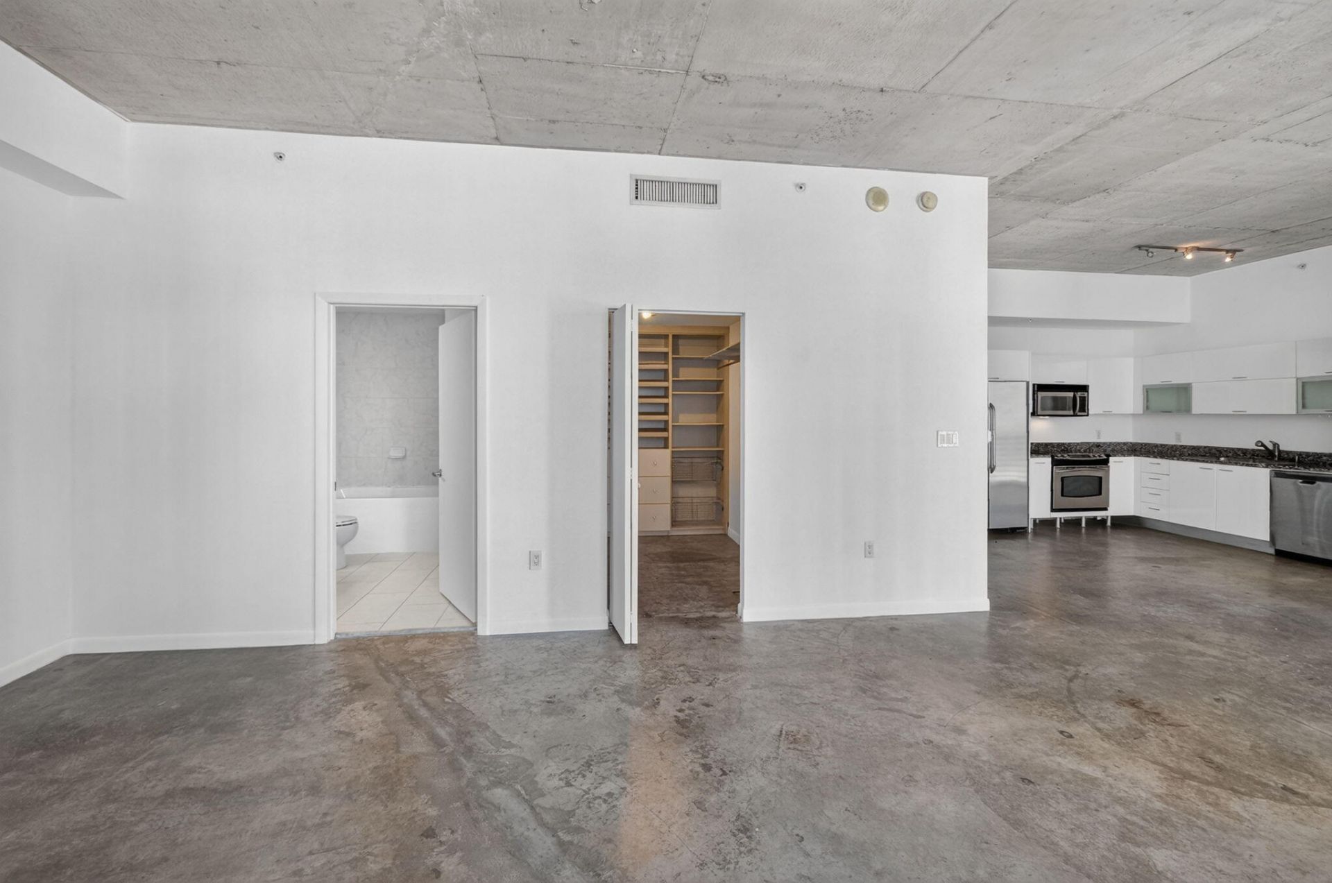 133 NE 2nd Avenue, Unit 1408, Miami, FL 33132 Photo