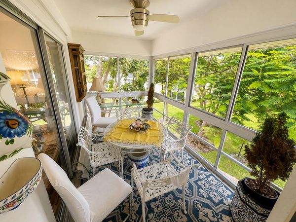 5570 Tamberlane Circle, Unit 329, Palm Beach Gardens, FL 33418