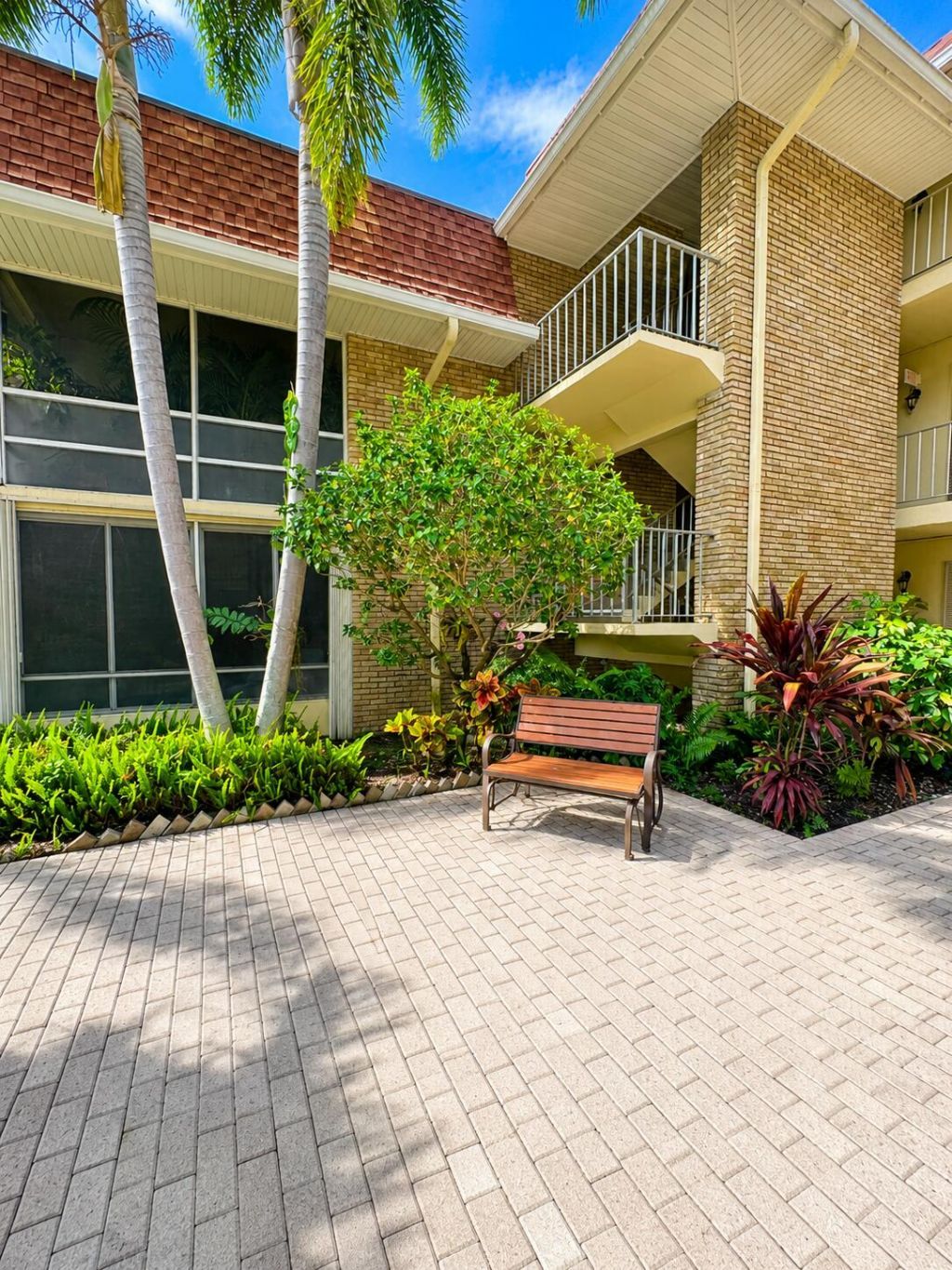 5570 Tamberlane Circle, Unit 329, Palm Beach Gardens, FL 33418 Photo
