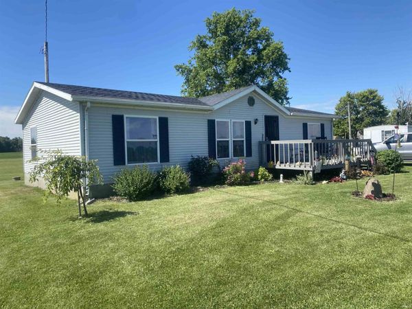11051 W Division Road, Dunkirk, IN 47336