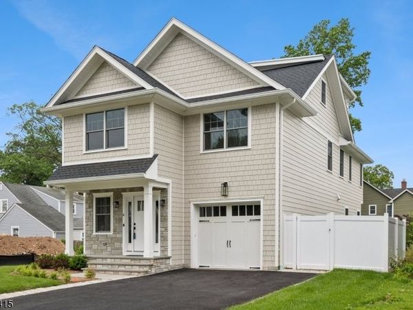 4 Shadylawn Dr, Madison, NJ 07940