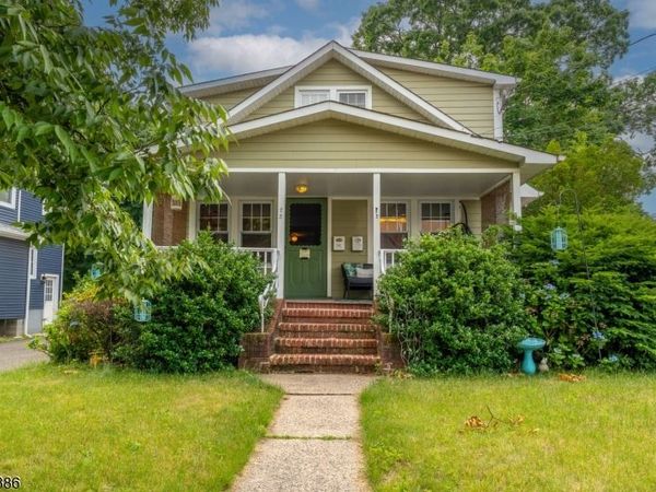 72 Minerva Ave, Hawthorne, NJ 07506