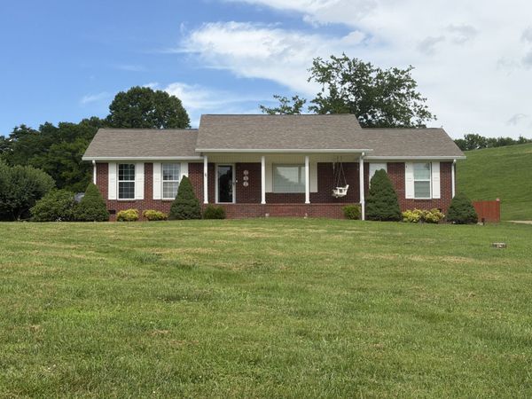 700 Sleepy Hollow Rd , Pulaski, TN 38478