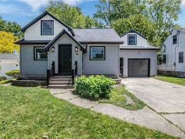 245 N Ellicott St, Amherst, NY 14221