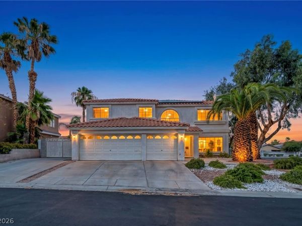 9511 Coral Bell Court , Las Vegas, NV 89123